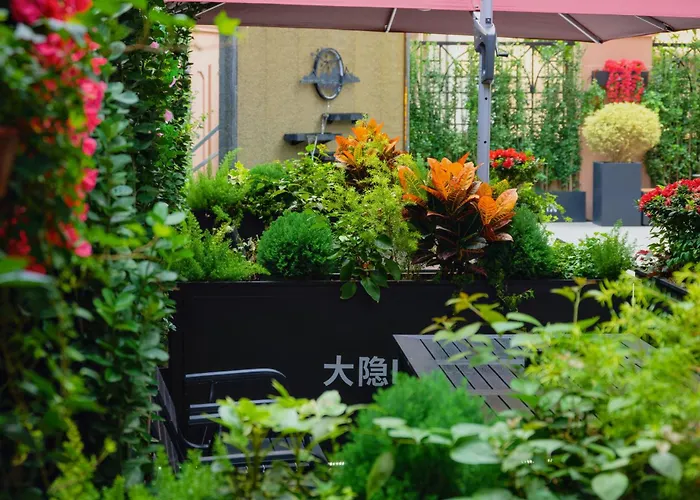 Dayin Serene Garden Hotel -People'S Square & Nanjing Road-Large Social Area -Bar -Cafe -Gym -Free Laundry Luggage Storage -24H Front Desk-English Service