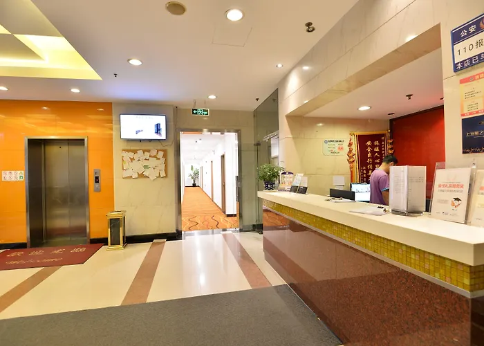 Shanghai Joyful Yard Hotel